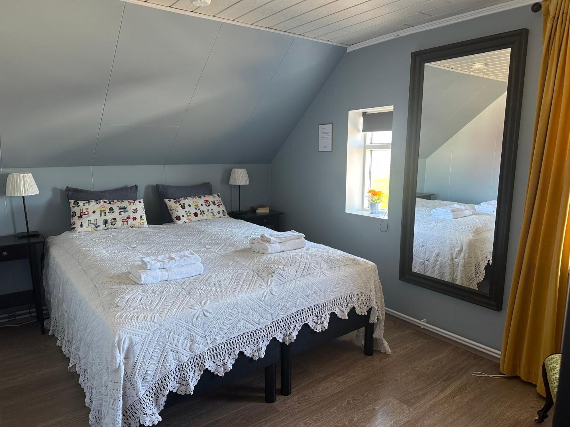Helluland Guesthouse Saudarkrokur Kültér fotó